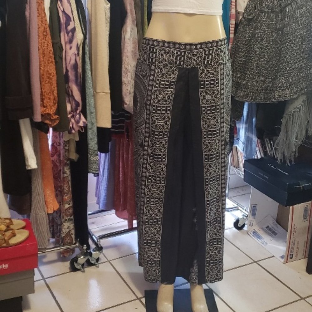 No Name Black and White Harem Pants OSM